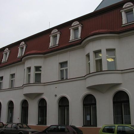 Hotel Mrazek Παρντούμπιτσε Εξωτερικό φωτογραφία