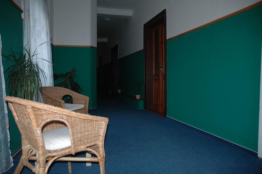 Hotel Mrazek Παρντούμπιτσε Εξωτερικό φωτογραφία