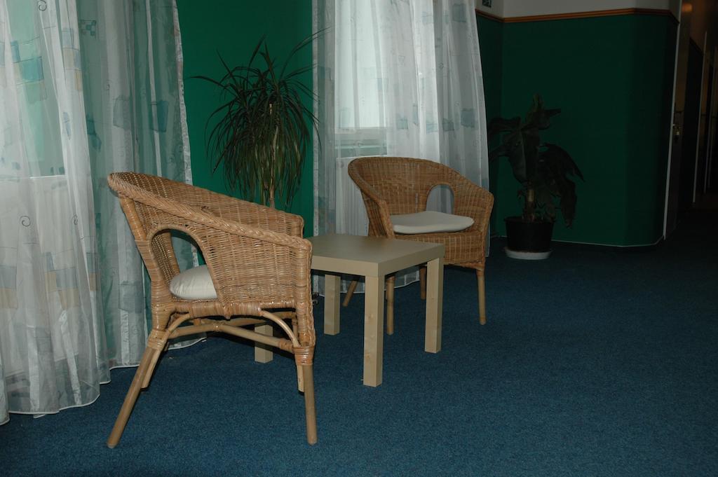 Hotel Mrazek Παρντούμπιτσε Εξωτερικό φωτογραφία